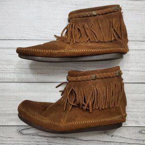 Minnetonka Boots Size 9 High Top Back Zip Brown